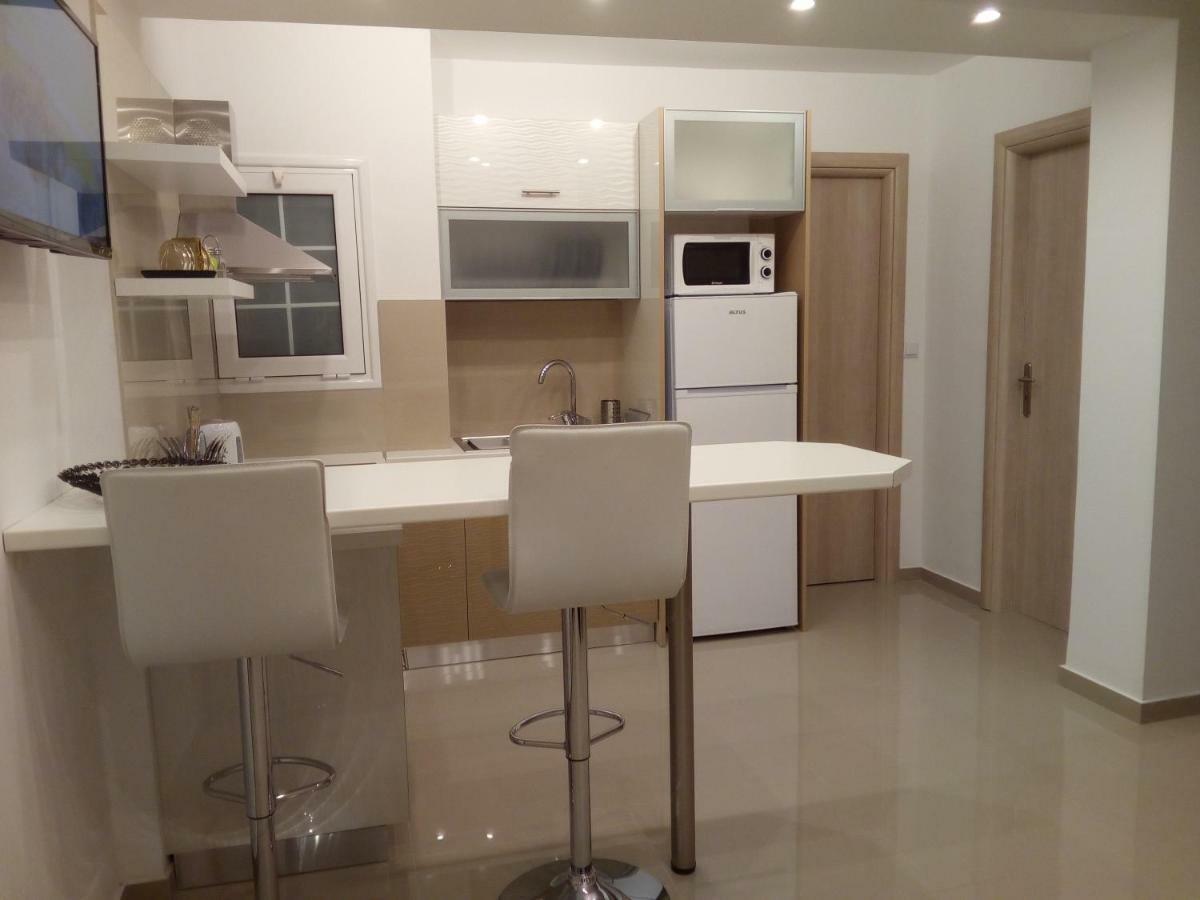 Apartament Modern House For Gourmet Guests Ateny Zewnętrze zdjęcie